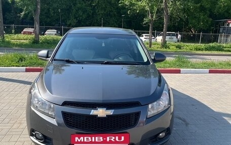 Chevrolet Cruze II, 2011 год, 830 000 рублей, 3 фотография