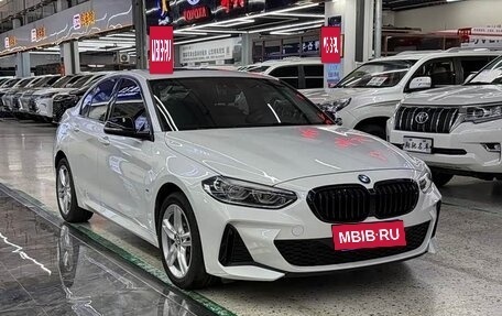BMW 1 серия, 2023 год, 1 700 000 рублей, 2 фотография