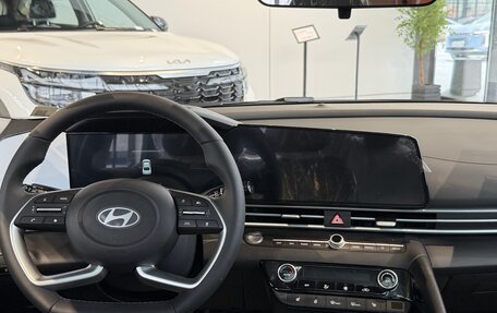 Hyundai Elantra, 2026 год, 1 829 000 рублей, 10 фотография