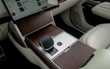 Land Rover Range Rover IV рестайлинг, 2024 год, 11 799 000 рублей, 24 фотография