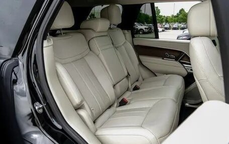 Land Rover Range Rover IV рестайлинг, 2024 год, 11 799 000 рублей, 21 фотография