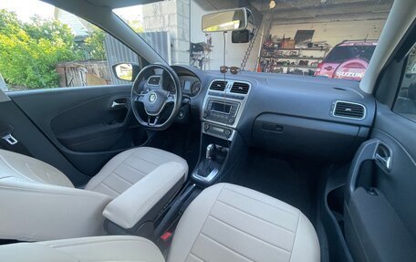 Volkswagen Polo VI (EU Market), 2016 год, 800 000 рублей, 10 фотография
