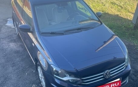 Volkswagen Polo VI (EU Market), 2016 год, 800 000 рублей, 2 фотография