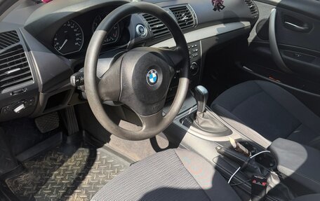 BMW 1 серия, 2011 год, 1 100 000 рублей, 9 фотография