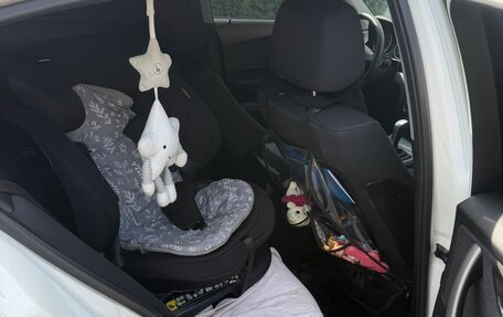 BMW 1 серия, 2011 год, 1 100 000 рублей, 15 фотография