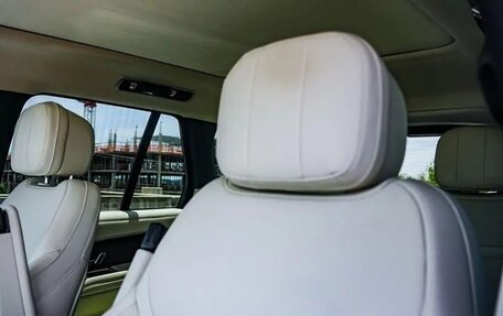 Land Rover Range Rover IV рестайлинг, 2024 год, 12 768 000 рублей, 12 фотография
