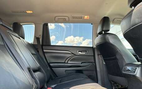 Toyota Highlander III, 2018 год, 3 745 000 рублей, 4 фотография