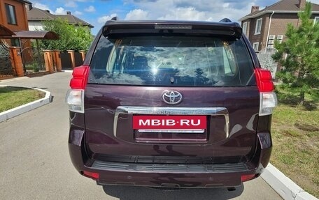 Toyota Land Cruiser Prado 150 рестайлинг 2, 2011 год, 3 000 000 рублей, 4 фотография