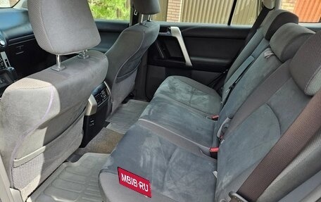 Toyota Land Cruiser Prado 150 рестайлинг 2, 2011 год, 3 000 000 рублей, 7 фотография