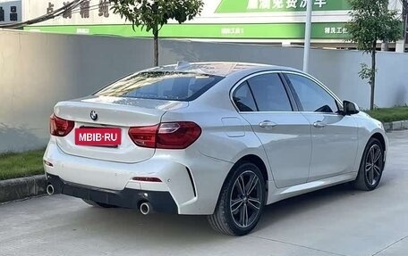 BMW 1 серия, 2022 год, 1 820 000 рублей, 4 фотография
