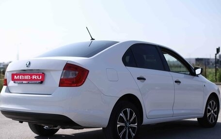 Skoda Rapid I, 2015 год, 780 000 рублей, 5 фотография
