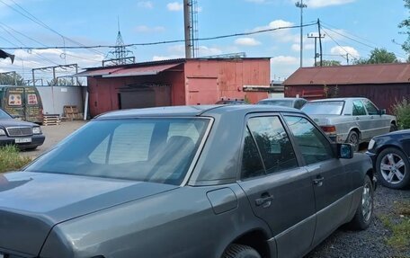 Mercedes-Benz E-Класс, 1992 год, 450 000 рублей, 7 фотография