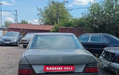 Mercedes-Benz E-Класс, 1992 год, 450 000 рублей, 5 фотография