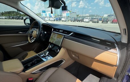 Jaguar F-Pace, 2022 год, 5 790 000 рублей, 10 фотография