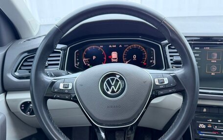 Volkswagen T-Roc I, 2021 год, 1 765 000 рублей, 9 фотография