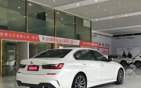 BMW 3 серия, 2022 год, 2 950 000 рублей, 4 фотография