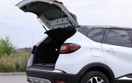 Renault Kaptur I рестайлинг, 2017 год, 1 300 000 рублей, 19 фотография