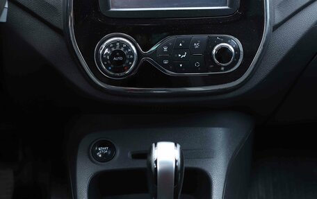 Renault Kaptur I рестайлинг, 2017 год, 1 300 000 рублей, 15 фотография