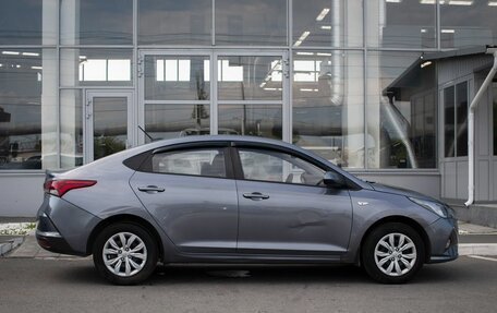 Hyundai Solaris II рестайлинг, 2021 год, 1 350 000 рублей, 8 фотография