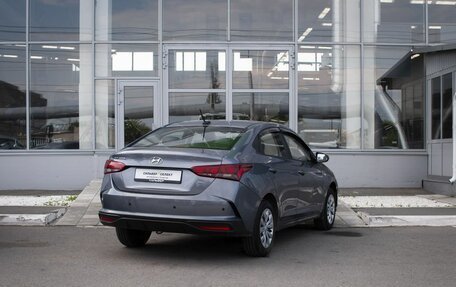 Hyundai Solaris II рестайлинг, 2021 год, 1 350 000 рублей, 2 фотография