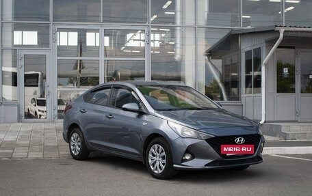 Hyundai Solaris II рестайлинг, 2021 год, 1 350 000 рублей, 5 фотография