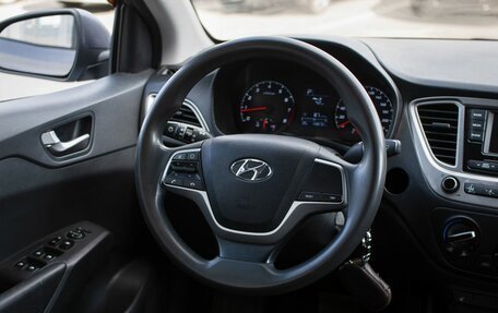 Hyundai Solaris II рестайлинг, 2021 год, 1 350 000 рублей, 14 фотография