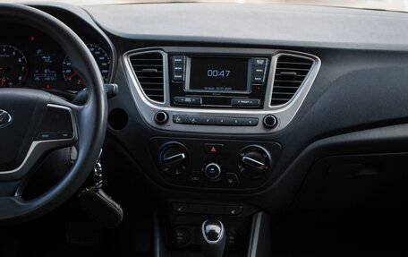 Hyundai Solaris II рестайлинг, 2021 год, 1 350 000 рублей, 18 фотография