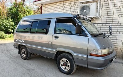 Toyota Town Ace III, 1990 год, 430 000 рублей, 1 фотография