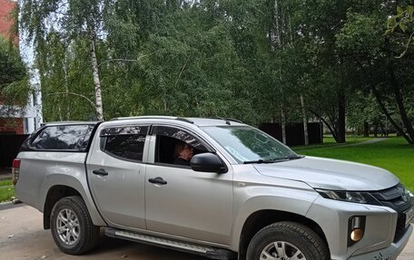 Mitsubishi L200 IV рестайлинг, 2021 год, 2 270 000 рублей, 1 фотография