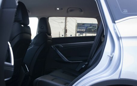 Geely Atlas, 2023 год, 2 150 000 рублей, 12 фотография