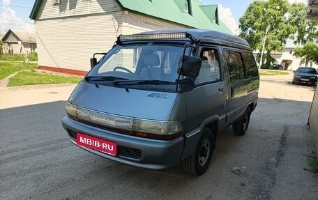 Toyota Town Ace III, 1990 год, 430 000 рублей, 2 фотография