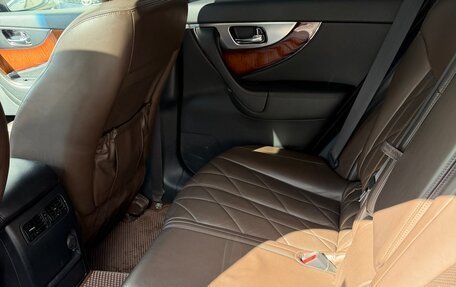 Infiniti FX II, 2009 год, 1 490 000 рублей, 13 фотография