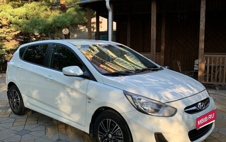 Hyundai Solaris II рестайлинг, 2014 год, 930 000 рублей, 4 фотография