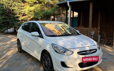 Hyundai Solaris II рестайлинг, 2014 год, 930 000 рублей, 3 фотография