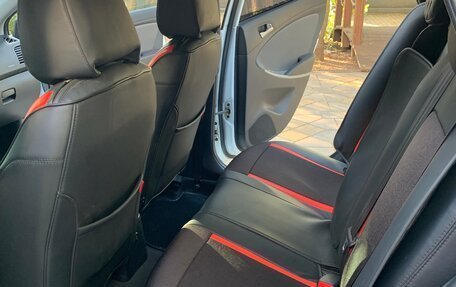 Hyundai Solaris II рестайлинг, 2014 год, 930 000 рублей, 29 фотография