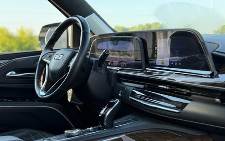 Cadillac Escalade V, 2023 год, 11 080 000 рублей, 15 фотография