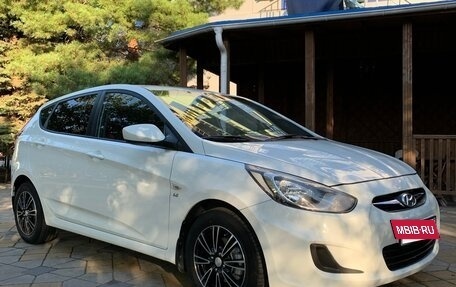 Hyundai Solaris II рестайлинг, 2014 год, 930 000 рублей, 21 фотография