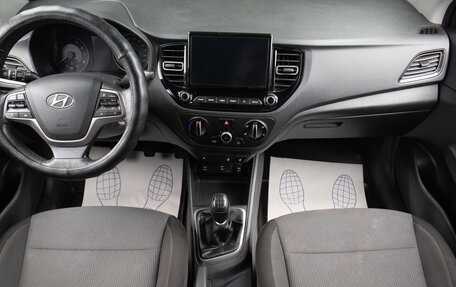 Hyundai Solaris II рестайлинг, 2021 год, 1 429 000 рублей, 8 фотография
