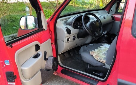 Renault Kangoo II рестайлинг, 2001 год, 450 000 рублей, 8 фотография
