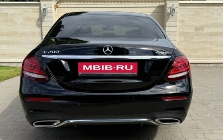 Mercedes-Benz E-Класс, 2019 год, 4 320 000 рублей, 5 фотография