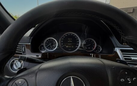 Mercedes-Benz E-Класс, 2010 год, 1 250 000 рублей, 9 фотография