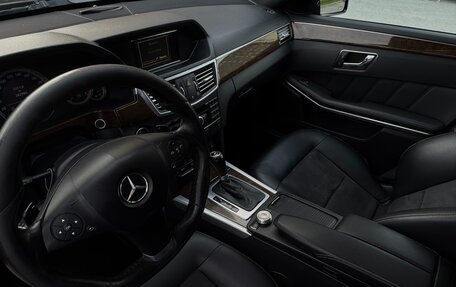 Mercedes-Benz E-Класс, 2010 год, 1 250 000 рублей, 10 фотография