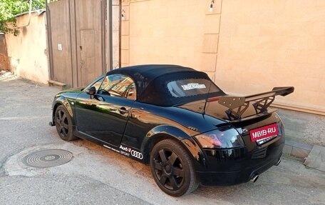 Audi TT, 2000 год, 899 000 рублей, 7 фотография