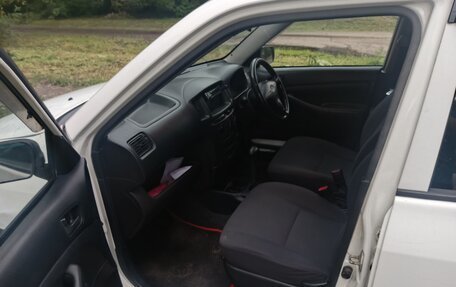 Toyota Probox I, 2003 год, 240 000 рублей, 6 фотография