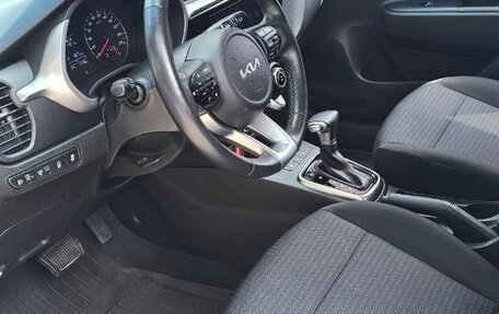 KIA Rio IV, 2022 год, 1 950 000 рублей, 10 фотография