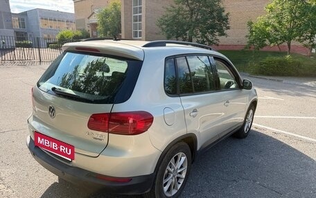 Volkswagen Tiguan I, 2011 год, 1 250 000 рублей, 4 фотография