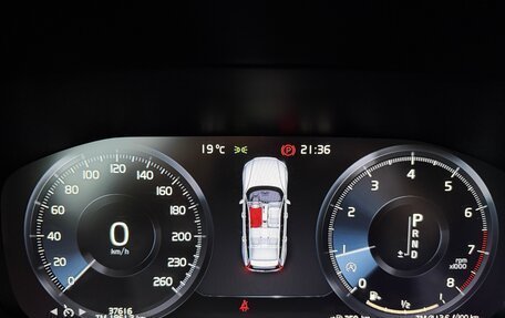 Volvo V60 Cross Country II, 2021 год, 4 800 000 рублей, 9 фотография
