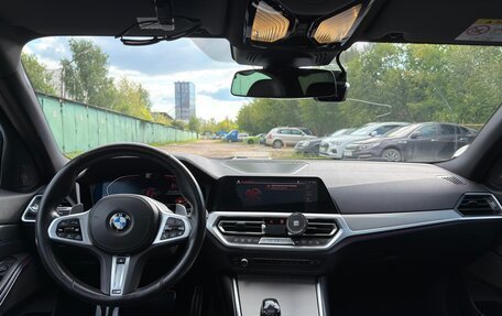 BMW 3 серия, 2018 год, 3 950 000 рублей, 24 фотография