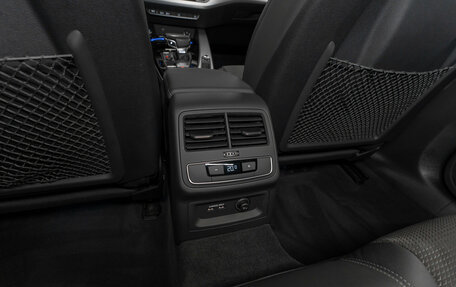 Audi A4, 2021 год, 3 940 000 рублей, 13 фотография