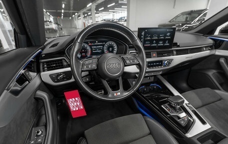 Audi A4, 2021 год, 3 940 000 рублей, 7 фотография